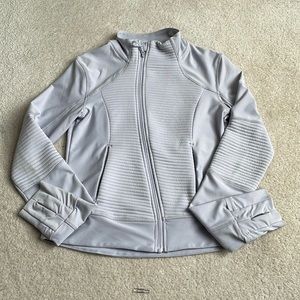 liliac colored  athletic sports jacket by mondetta